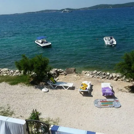 Apartman Veseli Apartment