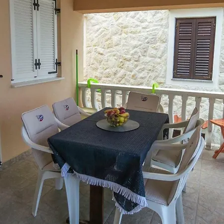 Apartment Apartman Veseli